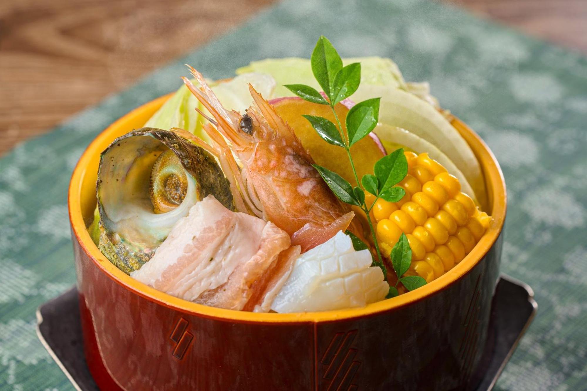 Ooedo Onsen Monogatari Premium Shirahama Saichoraku Otel Dış mekan fotoğraf